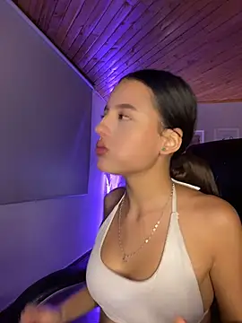 Sofia18_pinkk live cam