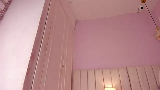 _lucia_18 webcam