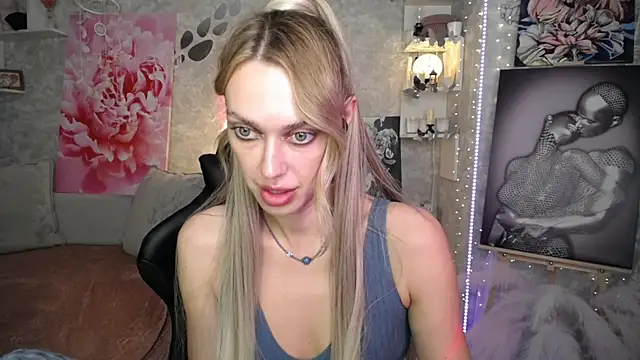 NickyAdamidi webcam