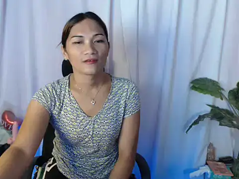 hot_gold69 webcam