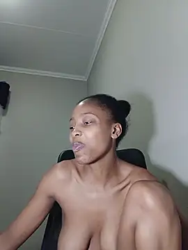 MsParisSmith live webcam show