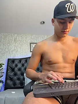 Lander_Cruz live webcam show