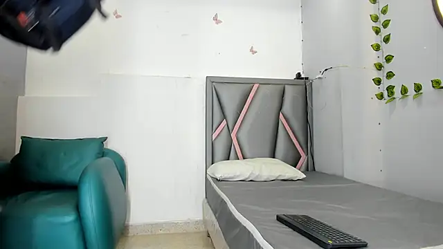 Esterlindez live webcam show