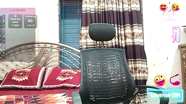 Nusrat_Faria webcam