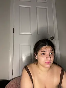 treasurebabii live webcam show