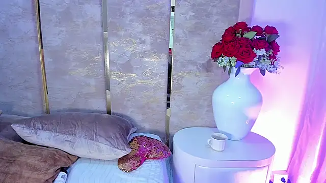 NaomiWhite_ webcam