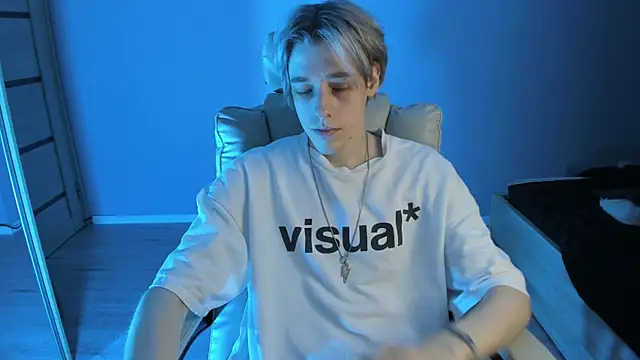 zane_steele (M twink) - full naked💘