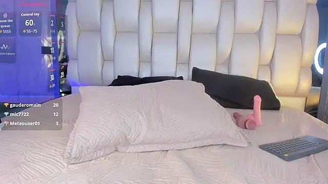 DakotaSlender live webcam show