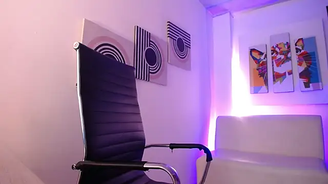 Kitty_core live webcam show