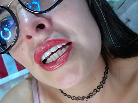 Alexandrasaenz webcam