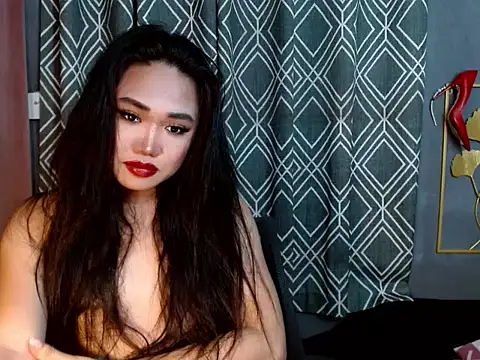 Live sex cam di hugesignificant_69