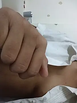 Virgin_girl_099 live webcam show