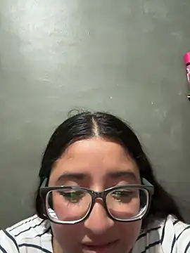 Nay_beby live webcam show