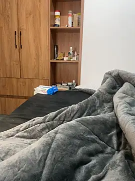 Kayda27 live webcam show