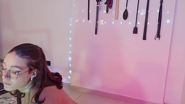 nina_kink webcam