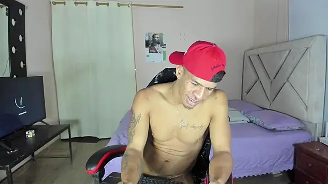 Toptony22 webcam