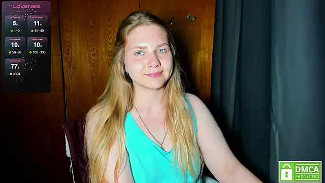 AlinaMors live cam