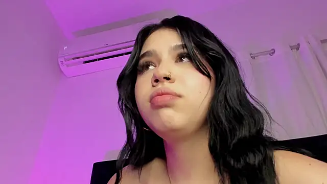 Lily_Woodz webcam