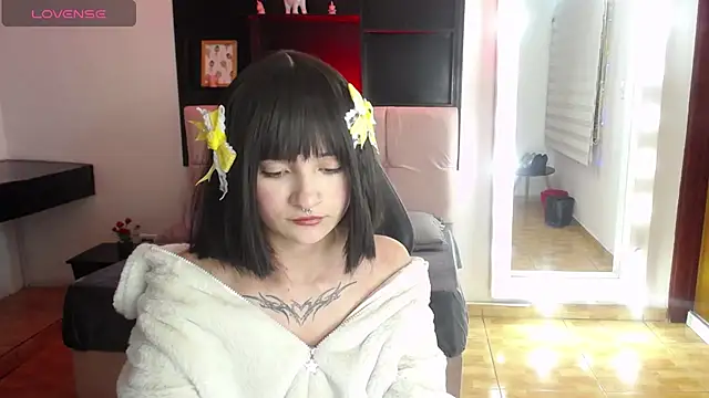 _Charlotte_Collins_ webcam