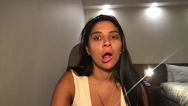 Miss_juicybabes webcam
