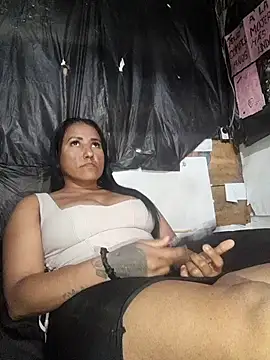 Emma_47 webcam