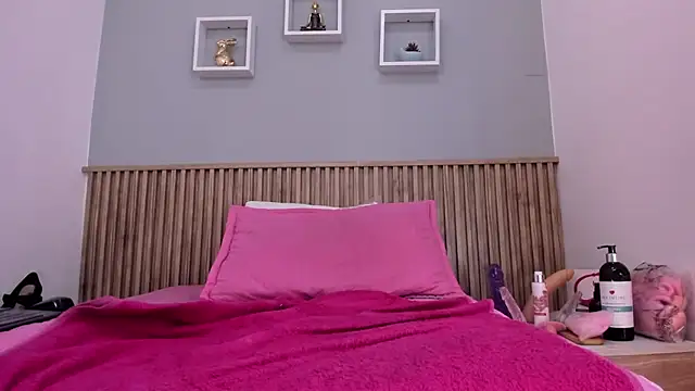 SalommeeT webcam