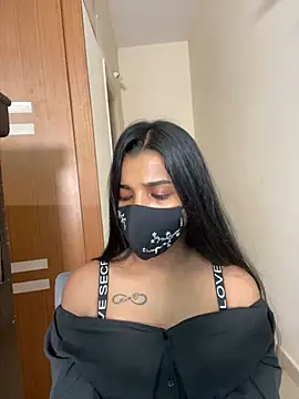 its_ur_flora live cam on StripChat