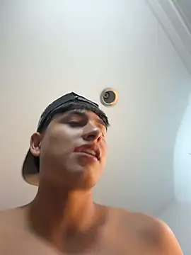 lander_cruz (M twink) - Show hard dick