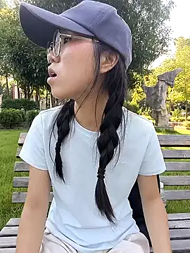 xiaomin666 live webcam show
