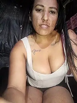 Emma_47 webcam