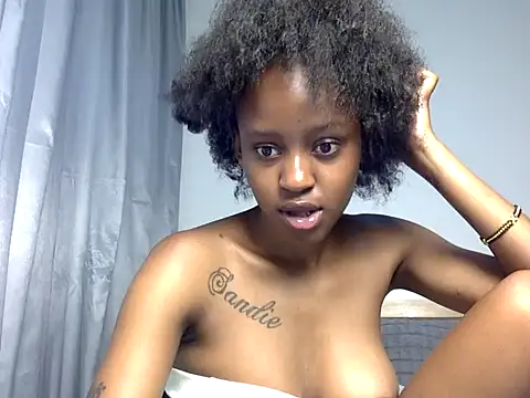 Tinydakota live webcam show