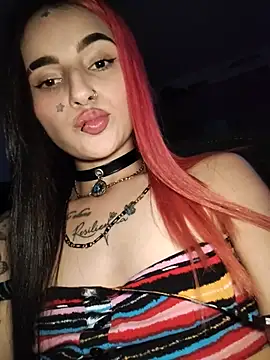 Ale_moon live webcam show