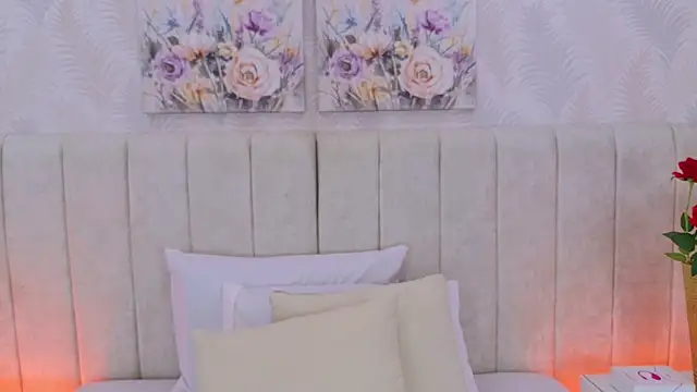SaraLugo live cam