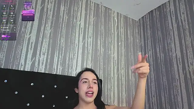 Alicee_Moonn webcam