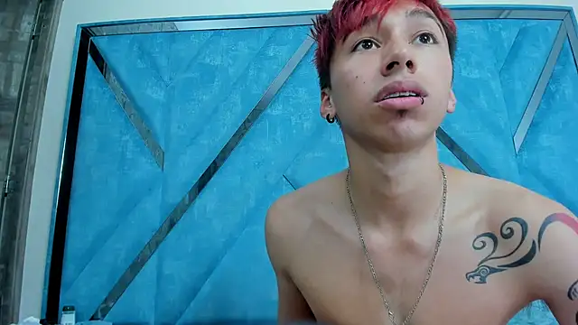 LexxyAndAres webcam