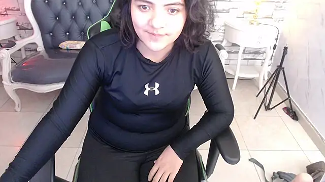 amalia_a live cam on StripChat