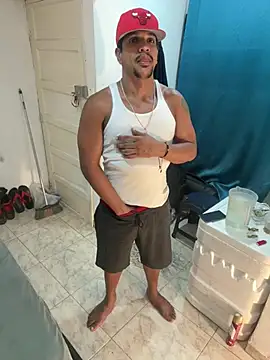 bigdick211292 live cam on StripChat