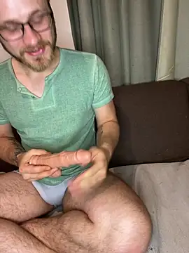 Cherry-Muse live cam on StripChat