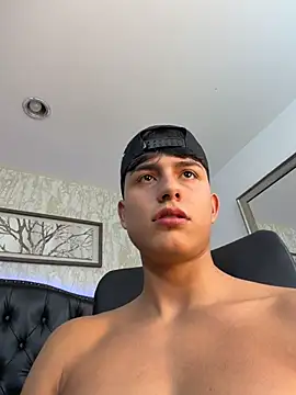 Lander_Cruz live webcam show