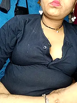 Delhi_Patola live cam on StripChat