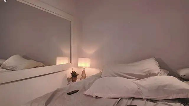 Scarlett_grand live webcam show
