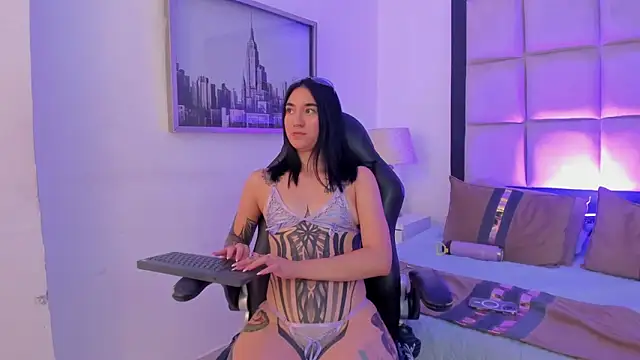 MeganPresleyy live webcam