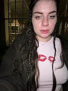 EllyNora webcam