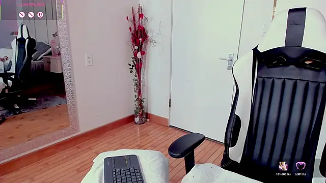 Jadeh_Williams02 webcam