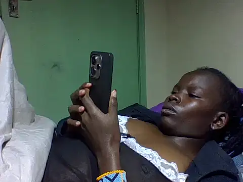 ebony_emmah webcam