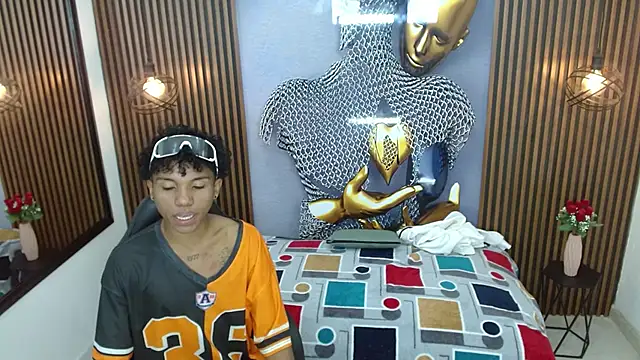 AlessandroBlack_ webcam