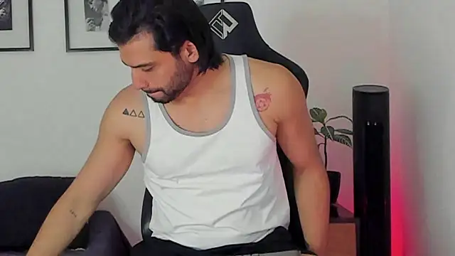 Dereck_vega live cam on StripChat