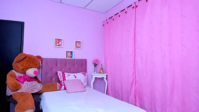 zara_cute webcam