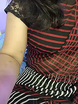 noty_girl2 (F milf) - Boobs oiling
