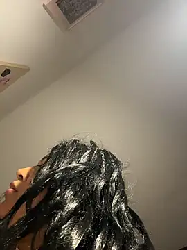 sashaliciosa_ (F young) - play whit dildo in  my pussy